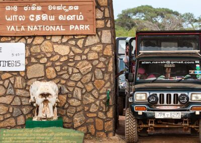 A safari jeep at the entrance of the Yala National Park